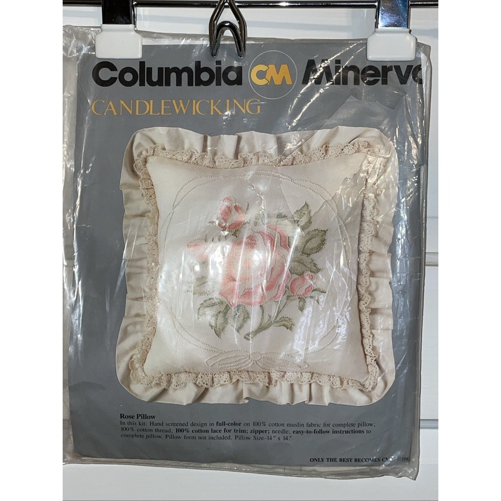 NIP Columbia-Minerva Candlewicking ROSE FLOWER Pillow 14x14 1983 KIT‎ #7534 New